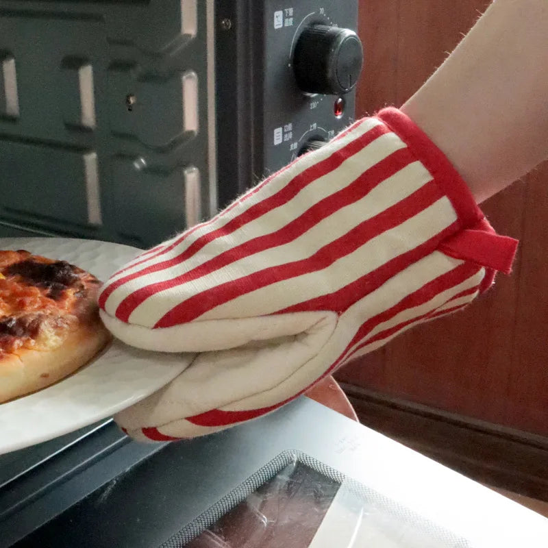 500°F Heat Oven Mitts