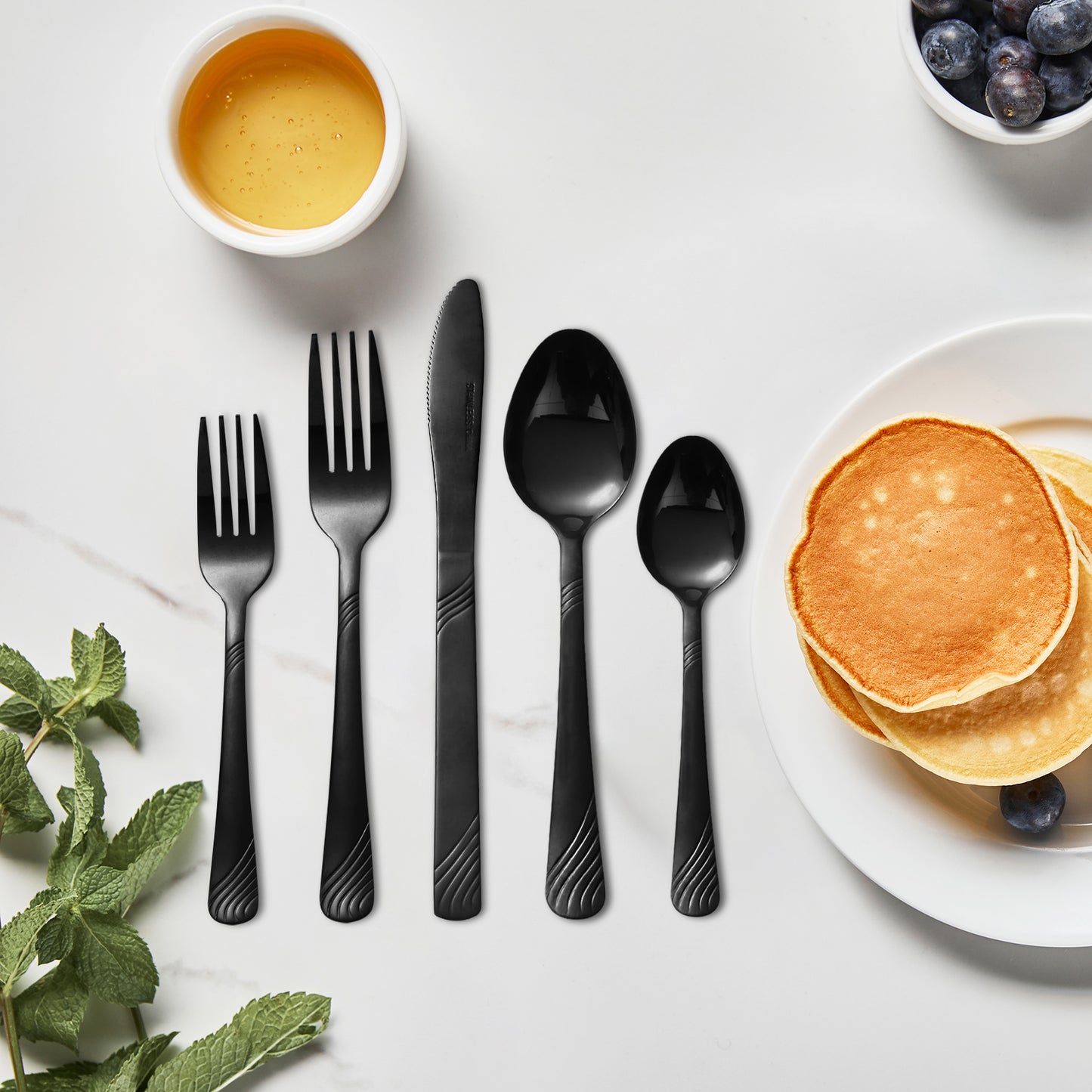 Christmas Stainless Flatware 48pc