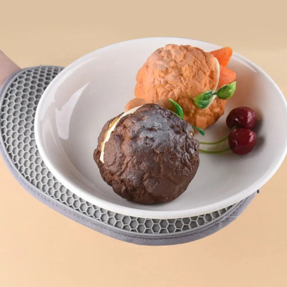 Long Heat Oven Mitts