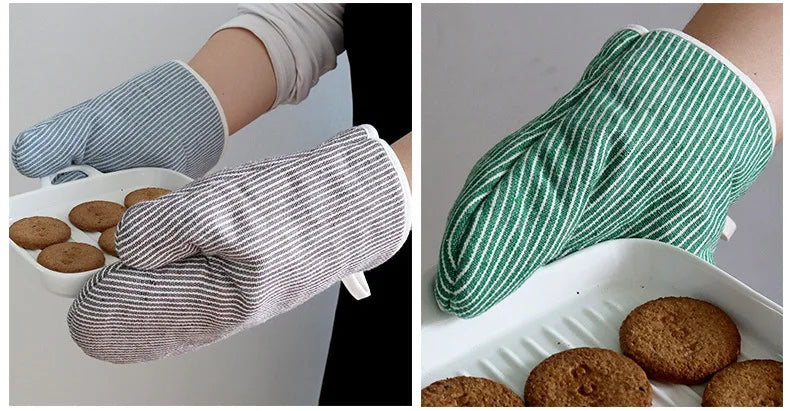 Vintage Cotton Oven Mitts
